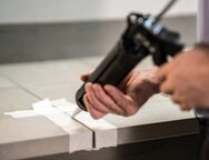 8800 Accesorii de etanșare a rosturilor cu silicon  | © Lasselsberger GmbH
